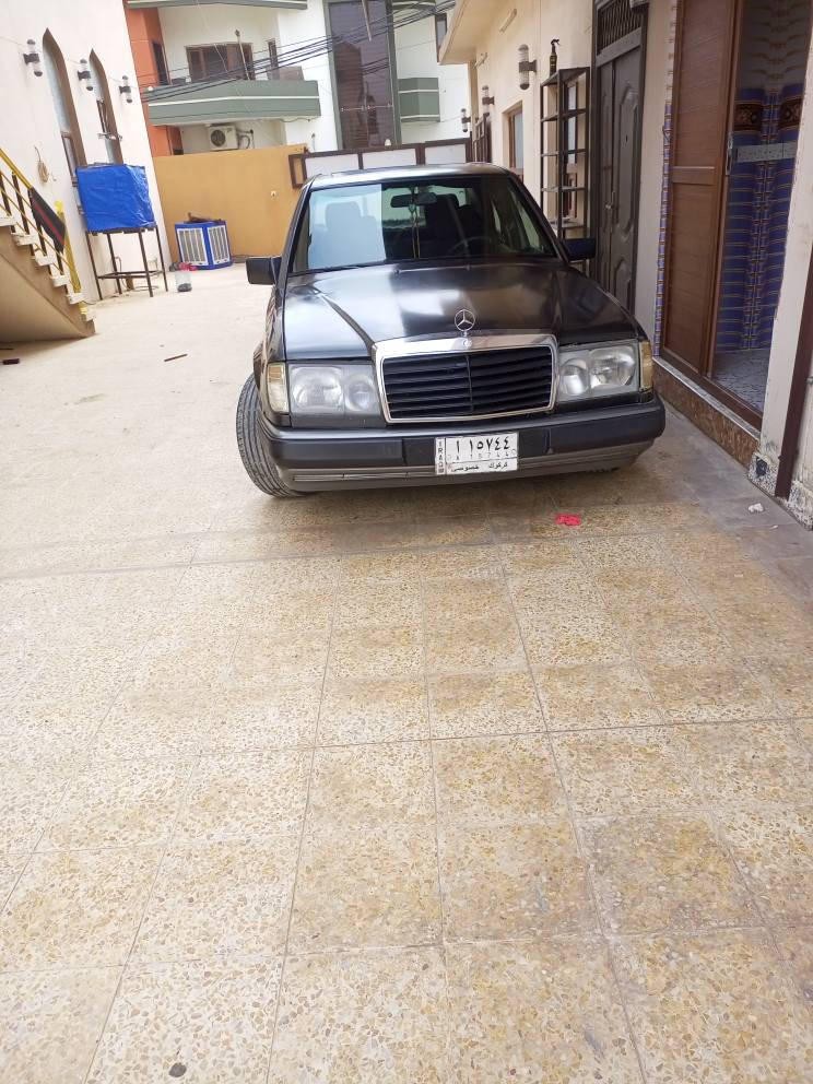 سيارة مارسيدس دب محرك بطة 2500ديلكو موديل 1989 رقم كركوك بيها بطاقة بانزين باسمي رقم انگليزي لسنة 2030  للاستفسار أكثر الاتصال على الرقم *********** كركوك, العراق
