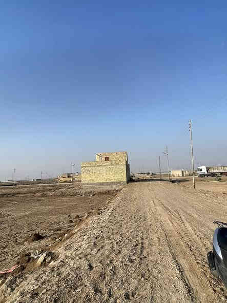 لسلام عليكم ربع دونم للبيع سند 25مساحتها625 العرض25 النزال12.5 مكانها حي الزهراء الفتحه الثالثه للاستفسار الاتصال***********
