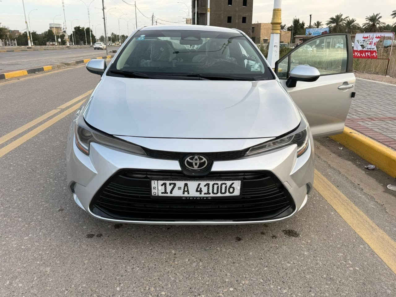 السلام عليكم 
اخوان كورلا موديل 25 معوقين مثنى بااسم شاب السياره كلين نضيفه حيل والمعوق متعهد بكلشي وكاله ومداور ماشيه 30 الف حادثهه فقط دعاميه  السياره جديده مكان السياره السماوه سعرهه 156 وبيهه مجال
الاتصال ***********
