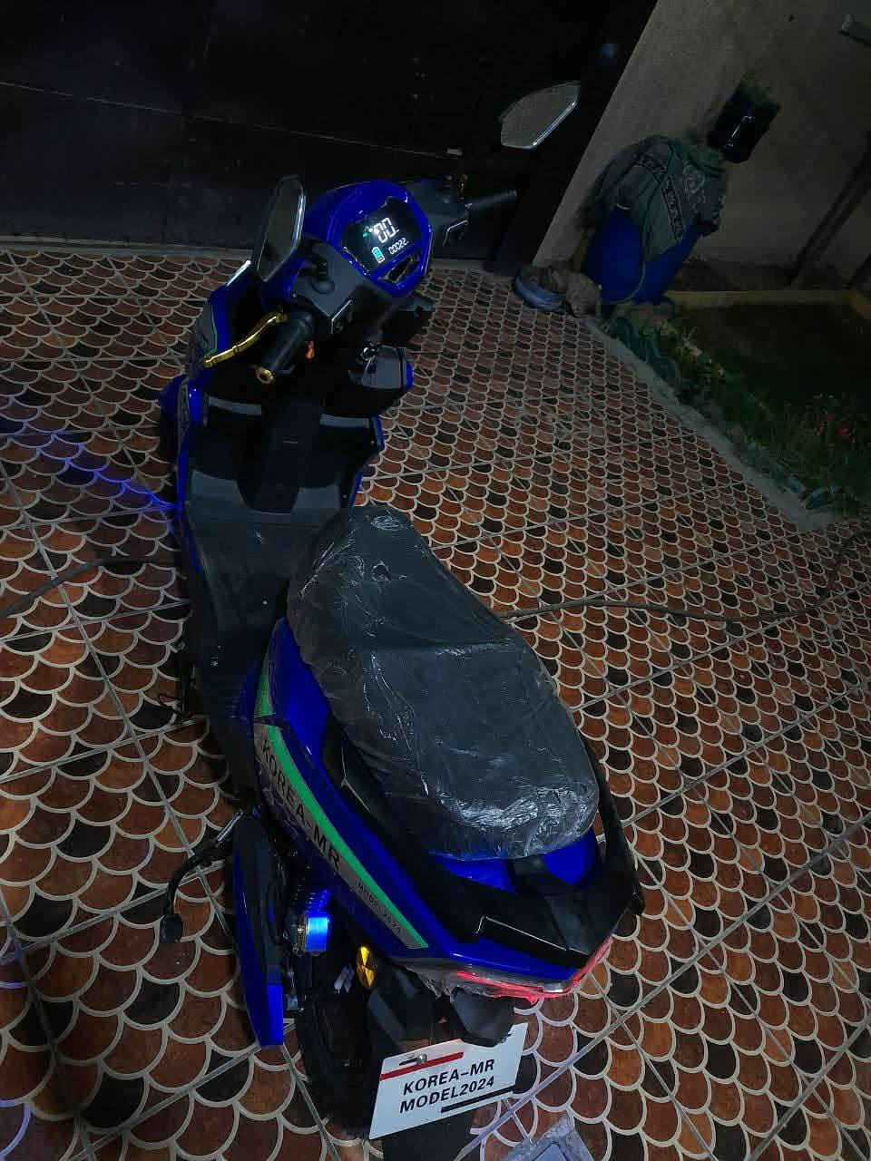 دراجه سكنس شحن 6 بطاريات كبار مكفوله كفاله عامه برغي ما مفتوح منها جديده السعر 800 للتواصل خاص وتساب ***********
