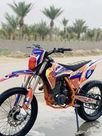 قفاز CRX • ٢٥٠ • ٢٠٢٤