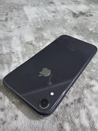 XR للبيع مستعجل ذ١٢٨  بطاريا ١٠٠ مبدل فقط بطارية  وفيس ايدي وكف بسبب ت...