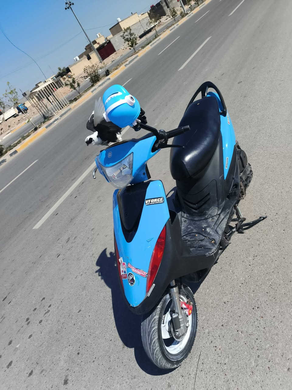 السلام عليكم شباب ماكس عدله للبيع ماكس نظيفه 
كهربائيات كلها شغاله سلف شغال  كلتشات جدد رياضي
الاستفسار على هذا الرقم***********
دبل رياض الجديد امام وخلفي دراجه نظيفه كل شيء شغال
