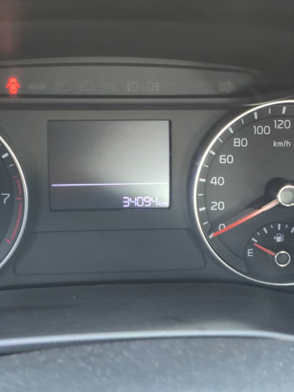 للبيع كيا سيراتو موديل 2024 خليجي
كفاله عامه فقط حافت جاملغ بارد بسيط باقي سياره كفاله عامه 
مكينه 2000 دوش 
مواصفات معروفه تحكم ستيرا حساس خلفي لد نهاري 
مكان واسط صويره 
سعر ١٨٢ بيه مجال بسيط 
رقم بغداد تحويل 
***********
