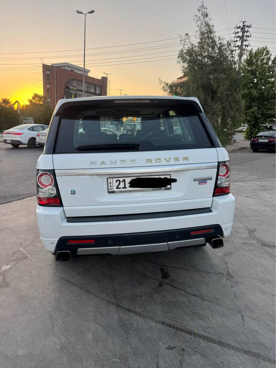 Range Rover sport autobiography 2013
سفری سەردارە 
خلیجیە زەمانە
سەیارەکە لە سفریەوە دوەم دەستە 
فول فول مواسه 
کامل سێرفس کراوە لە شەریکە 
هیچ نوقسانیەکی نیە هەمو گیانی لەسەر دەقی شەریکە ماوە 
تەنها 165هەزاری حەقیقی ڕۆیشتوە بە هەمو شەرت و زەمانێک 
هیچ نوقسانیەکی نیە هامو گیانی ئیش ئەکات 
بێ بۆیاخ بێ شوخت بێ چاڵ
نرخی 165$ 
*********** السليمانية, العراق
