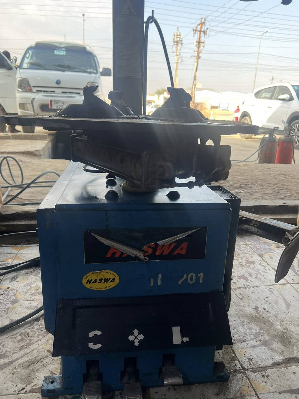 خالعة نضيفة شغاله مع بلنص للبيع لاستفسار اتصل ***********
