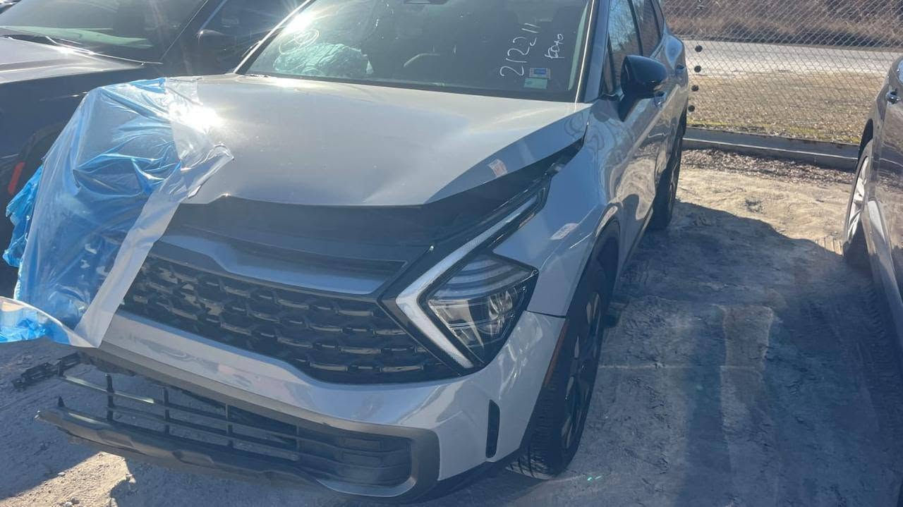 السلام عليكم
سبورتج 2025 ماشية 9000 وارد امريكي تفاصيل موضحه بلصور مواصفات نص فول السعر 185 ورقه
العنوان بغداد الزعفرانية
رقم الهاتف ***********
