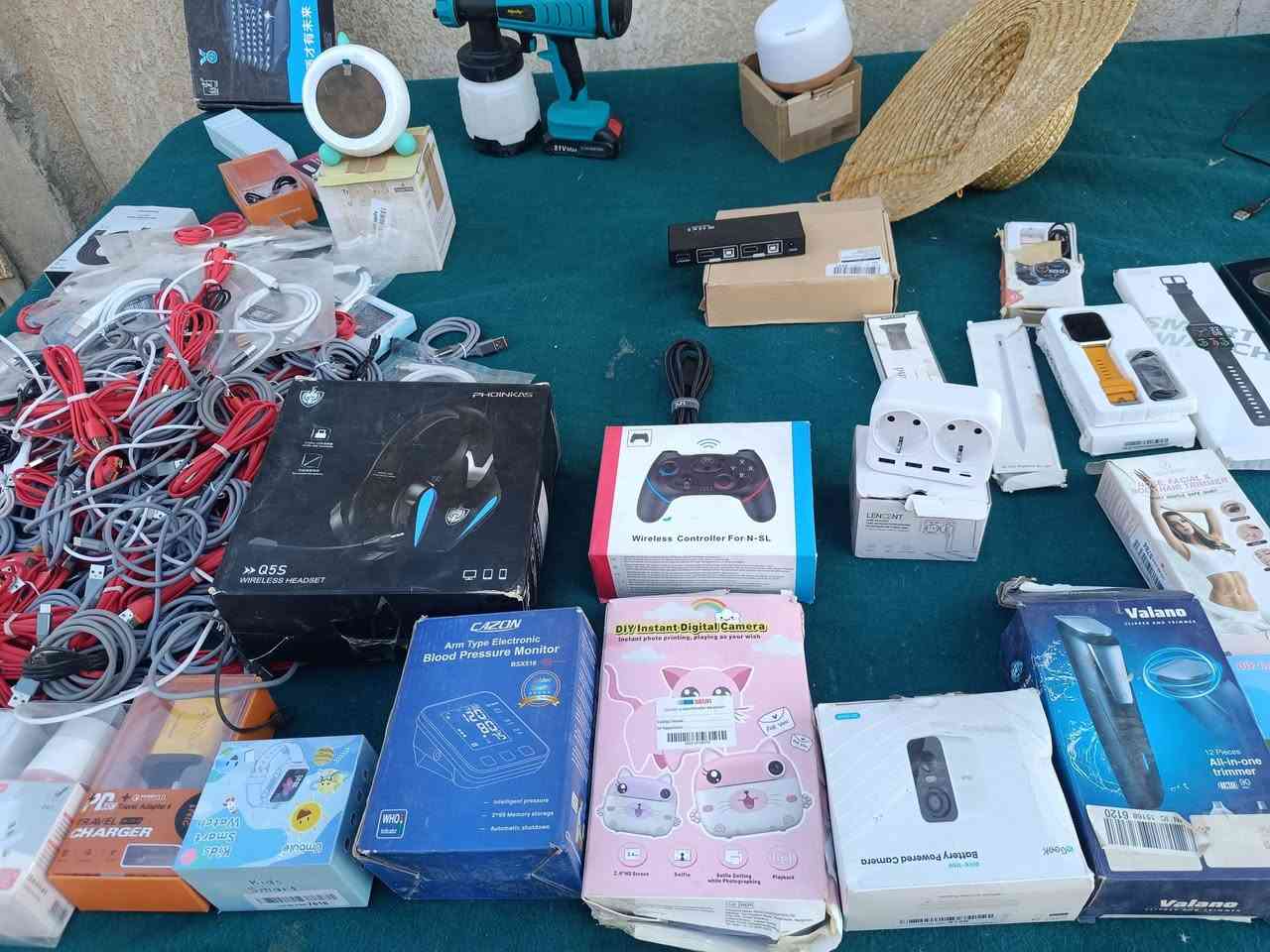 @الجميع @إشارة  وصلت السماعات الامزون


**إذا كنت صاحب هذا الإعلان وتريد حذفه لأي سبب، رجاءا أرسل رسالة إلى الدعم الفني**