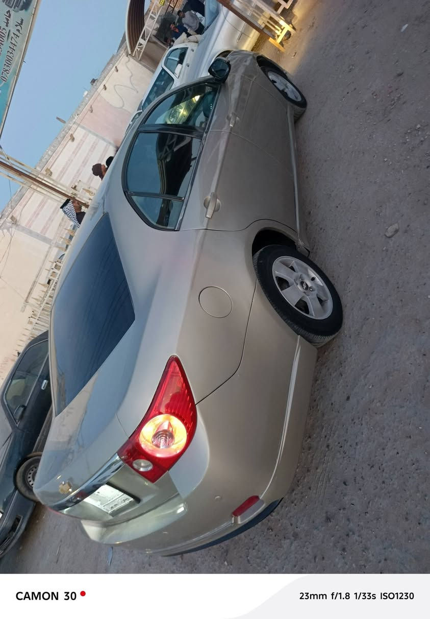 رقم بصره مشروع وطني
السياره بيهاصبغ عام جماليه اثر جراد
كهربائياتها كلها شغاله ع شركه
غرفتها اخت لجديده تخم تاير تبريد تدفئه كله شرط السياره مكينه وكير حاويه قبل يومين شادهن 2400. السعر 63 وبيها مجال حك لجيه 
تفاصيل اكثر اتصل على الرقم مكان مراوس هم عادي السياره النجف عباسيه 
***********
