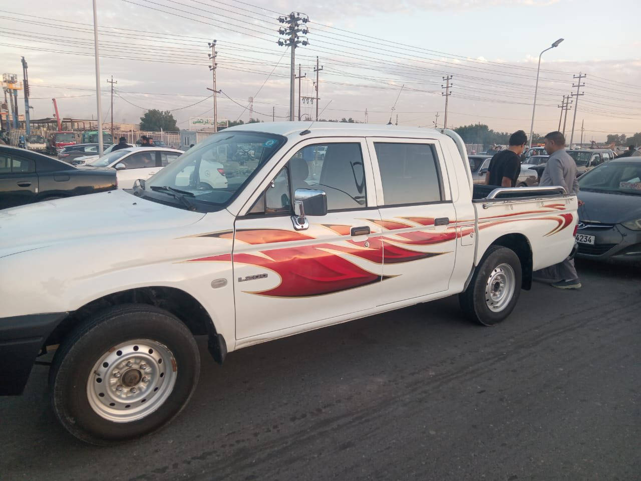 مستبوشي بكم /موديل 2005/سنوية 2029رقم بصره انكليزي مكفوله من ضربه مكينه كير جيد جدا طخم تاير كهربائيات كلهه شغاله شاصي مكفول سياره جديده
مكان سياره البصره الزبير علما انه مكلف بنشر 
باقي تفاصيل رقم***********السعر77وبيه مجال
