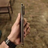 بطاريه 88شخطه ما بي نضافه100السعر مليون 50وبي مجال  التصال 07831515076