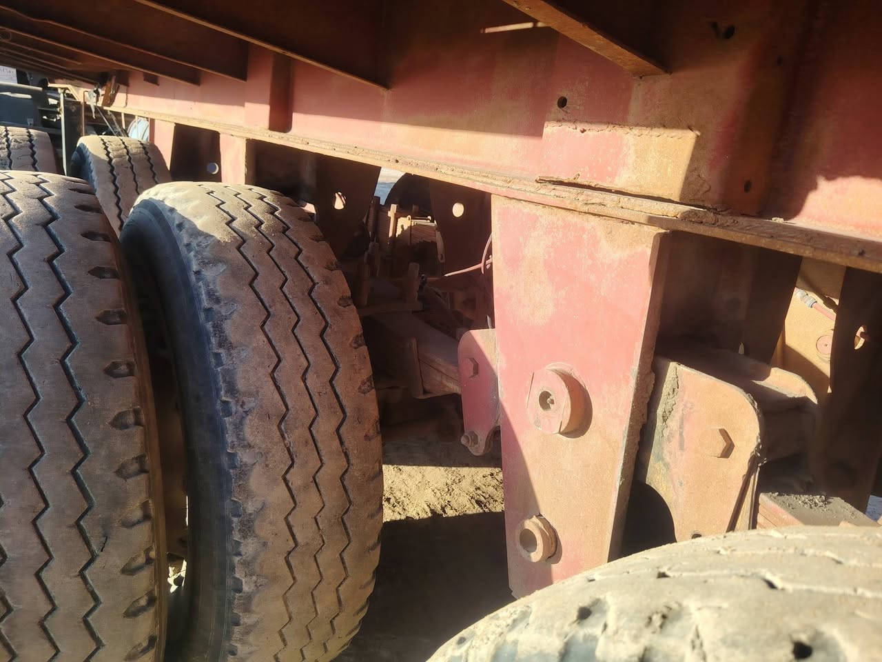 سلام عليكم عربانه للبيع جاهزه للعمل مكانه بغداد شعله اني مكلف بل نشر رقم راعيه *********** امجد العكيلي سعر 80 او بيه  مجال اني مكلف بل نشر
