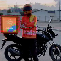 (دلفري حر) متواجد 24ساعه  شتحتاج اجيبلك واذا عندك طلبيه هم تريد توصلها...