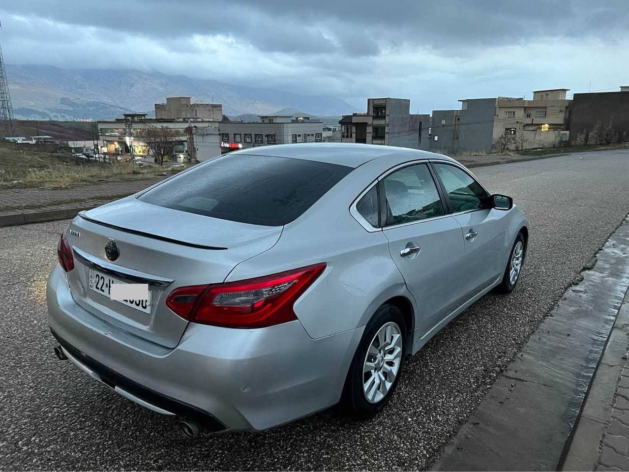 السلام عليكم

للبيع نيسان التيما موديل 2016 السعر 113$$$ ورقة ومجال 

السيارة بسمنا تريد تحويل تريد وكالة حاضر

مكينه وكير وتبريد كله بشرط وين ماتريد افحص

محرك 2500 المرغوب اربعه سلندر

مواصفات S

كشن كهربائي 

بصمه 

ابواب بصمه 

صندوق بصمه

تحديد سرعه

أربع أطارات أصلي قبل أسبوع شديت جديد

السيارة خير من الله على وضع الشركة 

دينار مصرف مآبيها جاهزة

شاشه وكاميرا

ماشيه 85  آلف 

وبعد بيها مواصفات 

سيارا بيها جاملغ وقبغ صندوق وبنيند بدون نقطة دوخل شرط

الشواصي والبدنة شركة نقطة صبغ مابيها

رقم شاصي موجود مع صور

إرباكات كلو شركة ماطاك

سيارا احلى من صور سيارا نظيفه ما بيها مصرف

حجر كزوز بشرط

هاتف ☎️ *********** واتساب موجود

كوركه هـ. *********** واتساب موجود 

أسيا هـ. *********** 

العنوان عقرة تبعد عن الموصل واربيل مسافة تقريباً ساعة اخي وعزيزي مو شراي لاتراسل واعبر المنشور ؟؟؟ دهوك, العراق
