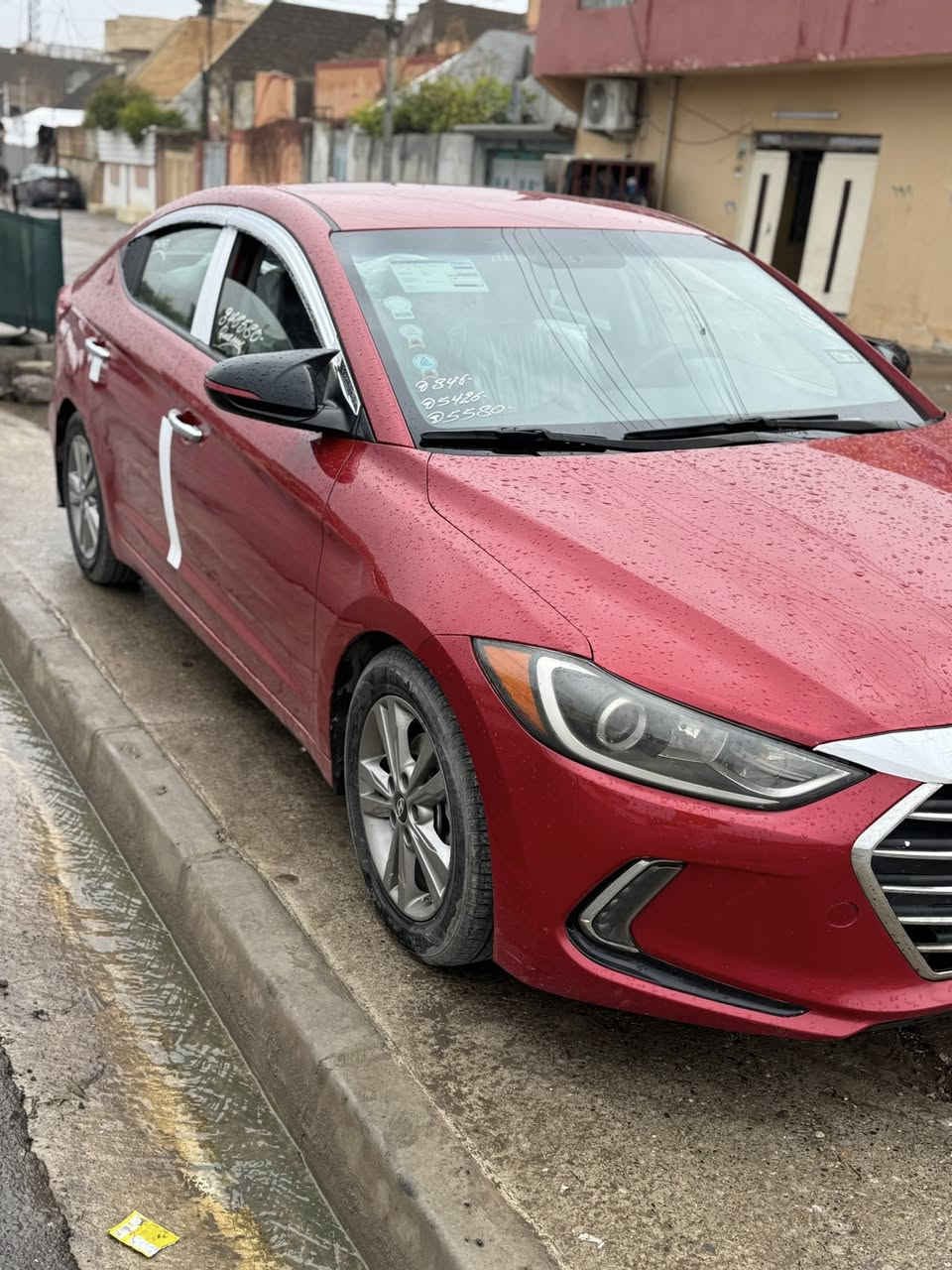 النترا للبيع موديل 2018 سيارة بدون ضرر أو صبغ كربون بنزين بها  كم مكان بارد شرط وكالة تحويل والباقي شرط شراي يتصل ***********////***********
