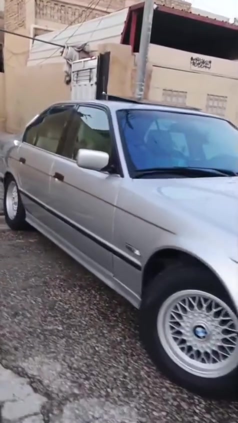 السلام عليكم من رخصة الادمن المحترم ربي يحفظكم جميعاً 520موديل 93كير عادي شوفت عينك بيع 75مراوس حسب القناعة ‏‪0788 737 0665‬‏
