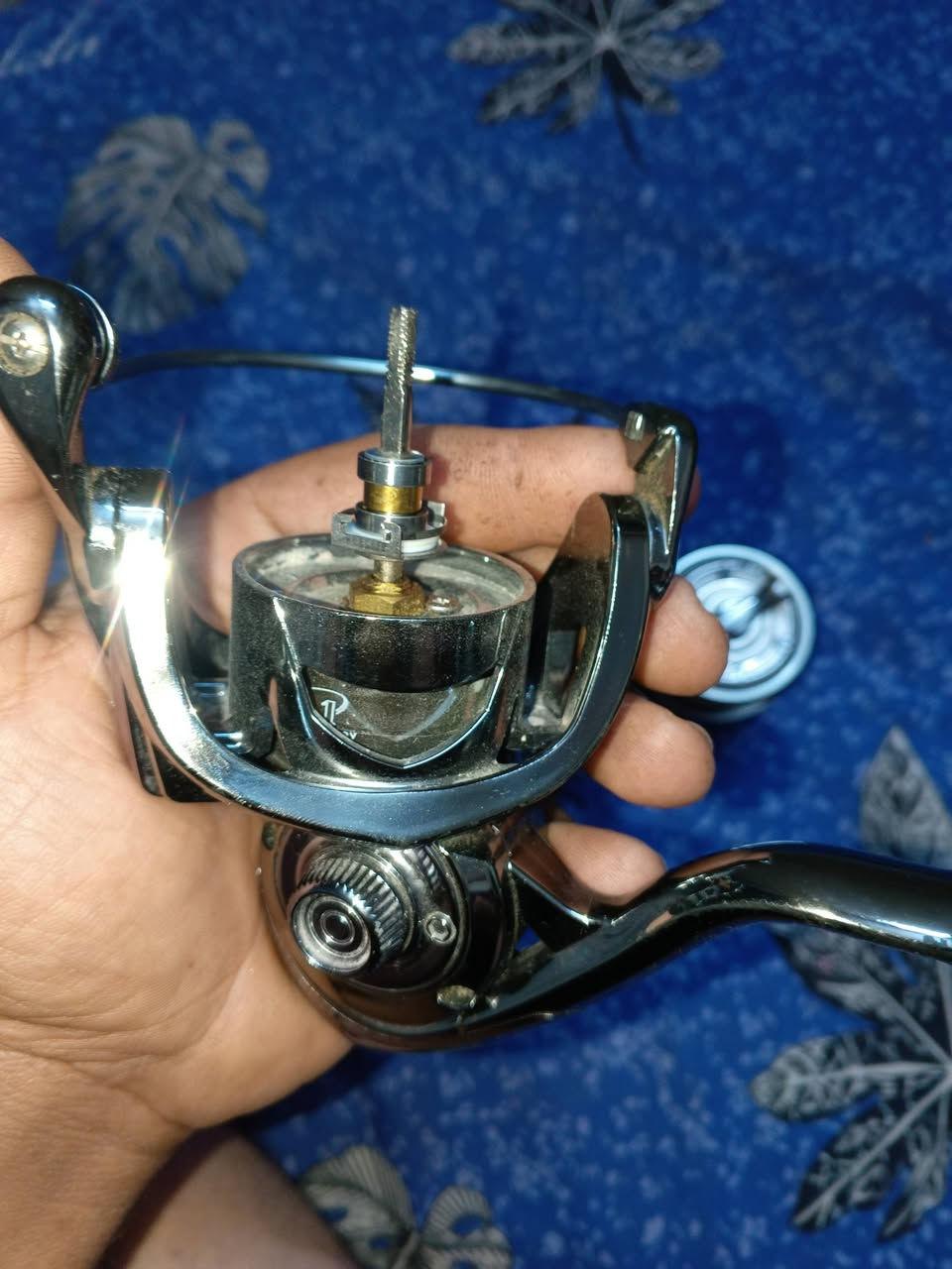 يا الله عيني مكينة حجم 4تالاف يدة حديد اكلاص حديد نضام اليدة سن مكينة تخبل من شركت اس تي سعر المكينة 30الف يوجد خدمة توصيل الجميع المحافضات 5تالاف الحجز ولاتصال على الواتساب او على الخاص ***********
