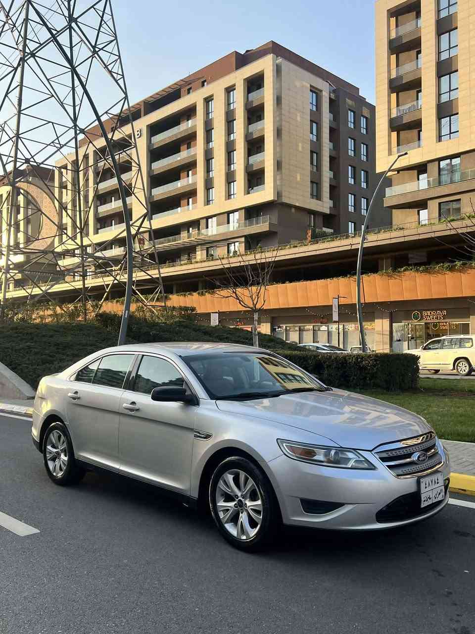 Ford Taurus 2012 NIVA
فورد توروس ٢٠١٢ خلیجی نیڤا
مواسەفات
کوشن کارەبا
١٢٠ هەزار ڕۆیشتوە
بێ بۆیاخ بێ شوخت تەنانەت دەعمیەکانیشی بۆیاخی نیە
گێڕو مەکینەی بەشەرت
سەنەوی تا ٢٠٢٧ تازەیە
شوین سلێمانی
***********
بە ناوی خۆمە وەیە
