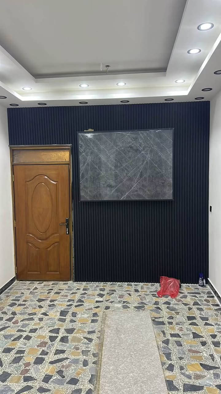 السلام عليكم للبيع دار ملك صرف في منطقه الدولعي شارع حسينيه الاحرار
المساحه 115 متر بناء درجه اوله فول ديلوكس وشغل درجه اوله ومواد كله اصلي من حمامات من تاسيس مجاري ومي كله درجه اوله يحتوي البيت علا 4غرف نوم احد غرف الكبيره نضام سويت +استقبال +مطبخ حار ومطبخ بارد +حولي +منور عدد ٢+حمام عدد 4 البيت ٣طوابق +يحتوي علا صطح عدد ٢ خريطه جدا مريحه وبدون اي نقص لاستفسار اتصل 

***********

