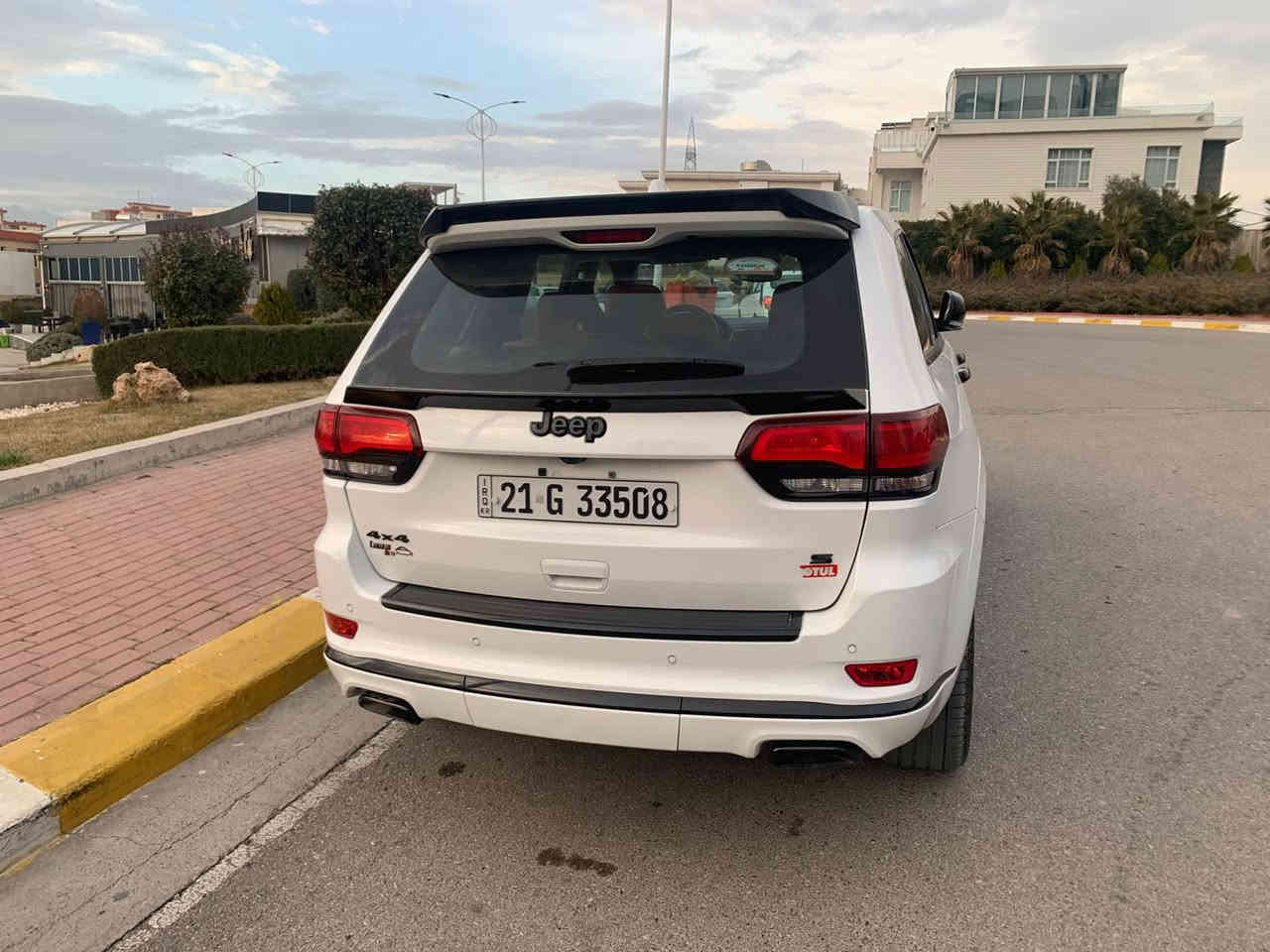 ‎جيب 2021 خليجي
‎ مواصفات S ماشية 36
فول مواصفات 
‎محرك 6 سلندر 3.6 s داخل الأحمر 

370 ‎🟪ســعــر👾 ::  

‎العداد :36ميل 
‎المواصفات ::داخل الاسود 
‎نقطة عمياء 
‎دفع رباعي 4x4
‎صفي المقاعد الأمامية كهربائية
‎ذاكرة لحفظ وضعيات الجلوس 
‎صفي المقاعد الأمامية مع تدفئة 
‎ويل قياس 20 انج
‎مقود السائق كهربائي 
‎تدفئة ستيرن 
‎سقف بانوراما
‎شاشه كبيرة 8.4 انج
‎نظام الملاحة (GPS) 
‎نظام خاص للطرق الوعرة 
‎مصابيح امامية زنون 
‎المصابيح الأمامية مع LED لايت 
‎كشافات ضباب بروجكتر زنون 
‎تشغيل عن بعد 
‎صندوق كهربائي
‎حساسات أمامية 
‎حساسات خلفية
‎كاميرا خلفية
‎بخاخ ماء لتنظيف المصابيح الامامية
‎مرايا بخاصية التعتيم الذاتي 
‎مرايا جانبية قابلة للطي
‎بلوتوث تلفون 
‎محدد سرعة 
‎نظام تشغيل واطفاء اوتماتيكي للمحرك للتوفير من صرف الوقود . ( Auto Start System )
‎نظام بريك اوتماتيكي ( Auto Break System )

‎مكان السياره :السليمانية 
رقم صاحب السيارة اي ستفسار على هذا الرقم 👇🏻***********
