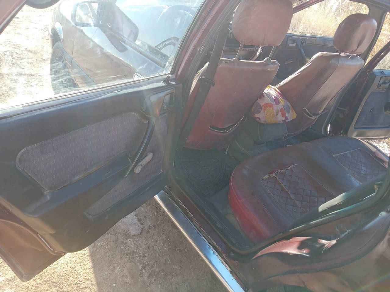 سلام عليكم اوبل فكتره موديل 90
رقم انبار مكينه وكير ممفولات حجم 18
سعره 25 وبيه مجال 
مكان بابل سكندريه 
***********
