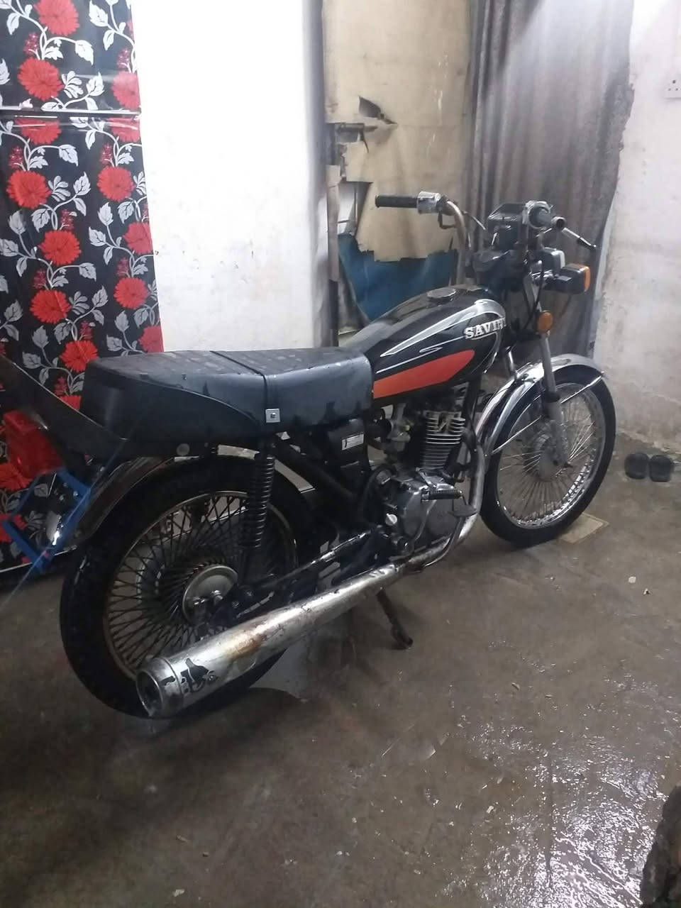 سلام عليكم ايراني اربعه كير مديل ٢٢ اوراق ضايعه مكينه مكفوله كهربائيات كلهن شغالات مكاني بغداد وره السيطره مال شعب سعرها من الاخير ٢٥٠ الشراي يتصل ***********
