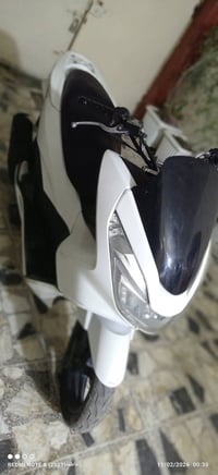 دراجه بي سي اكس جيل 2 اي نقص ما بيه بس بيه نوزل ضعيف بس دراجه شلعه ومع...