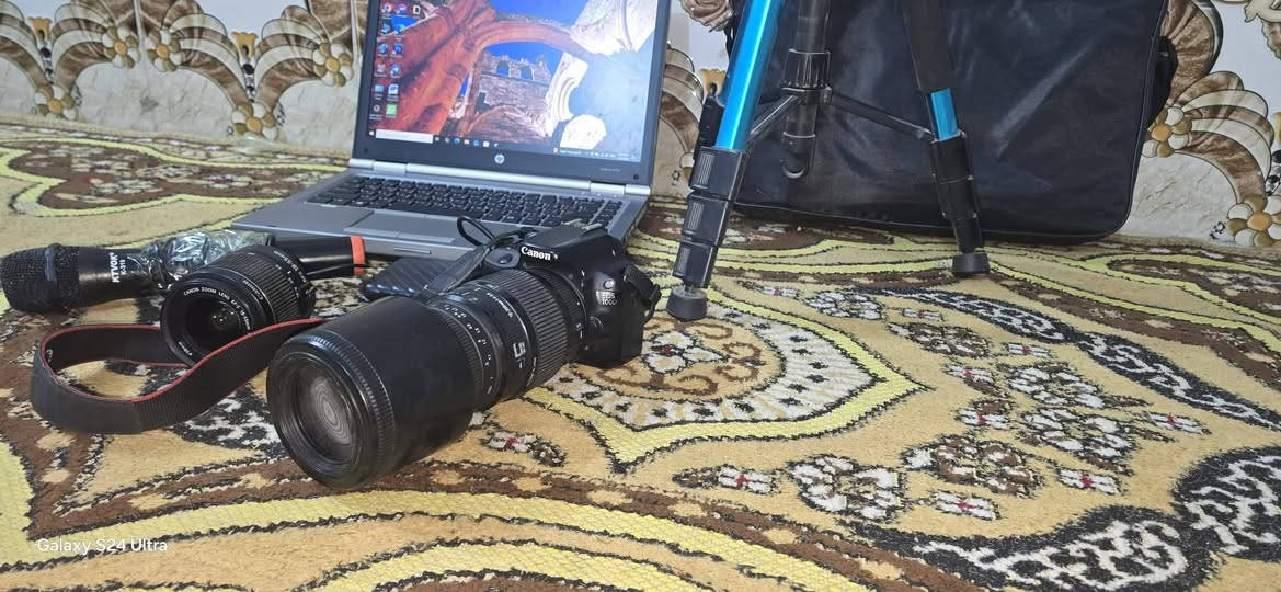 لاب توب اج بي 
الذاكرة نص تيرة 
وشرط جيس ومنصبة كافة البرامج
ايضا كاميرا 100دي كانون
تاج لمس مع زوم وعدسة  ايضا جيس بعدة مع كافة الملحقات من ستاند ونك مايك وتوصالات وحقائب 
السعر 650
وبيهن مجال 
***********
