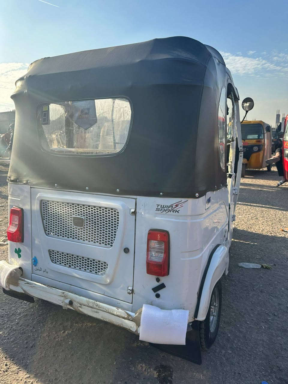 سلام عليكم اخوان تكتك 22 شهر 7يمكن تكتك قطرت خياس بل دوس مابيها ملاحضه تكتك تنقص بس لاتبخير ولانضوح ولادخانه  نضيفه على ايدي رقم انكليزي بسم الوالد تحويل ثاني يوم مكان حي البتول السعر 7و700 قفل قفل لااسفسار***********
