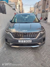 كيا كرنفال  2024 فول مواصفات بيها قطعتين صبغ موضحات بالصور جاملغ وباب ...