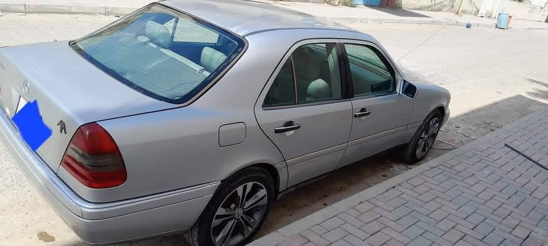 مارسيدس C280 سته سلندرموديل ٩٥ صلاح الدين مشروع وطني سعرها ٥٥ ورقة وبيها مجال.
هاتف صاحبها.***********.
