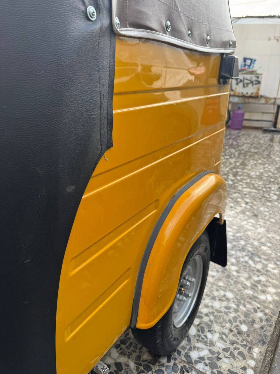 السلام عليكم تكتك للبيع موديل ٢٠ شهر ١٢ تكتك نظيفه خير من الله العنوان بغداد البلديات رقم الهاتف ***********
