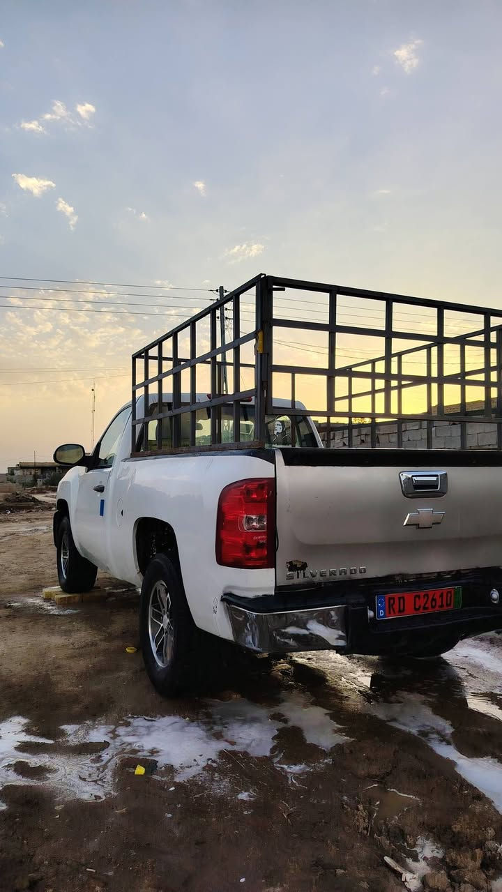 شوفر ليت بيكم للبيع
تبريد ثلج   تخم تاير   مكينه 5300 
لايز زنون  كهربائيات كامله. رقم انكليزي بغداد 
كامله معامله الرقم  مكاني الناصريه الشطره 
***********📞 واتساب موجود ✅
