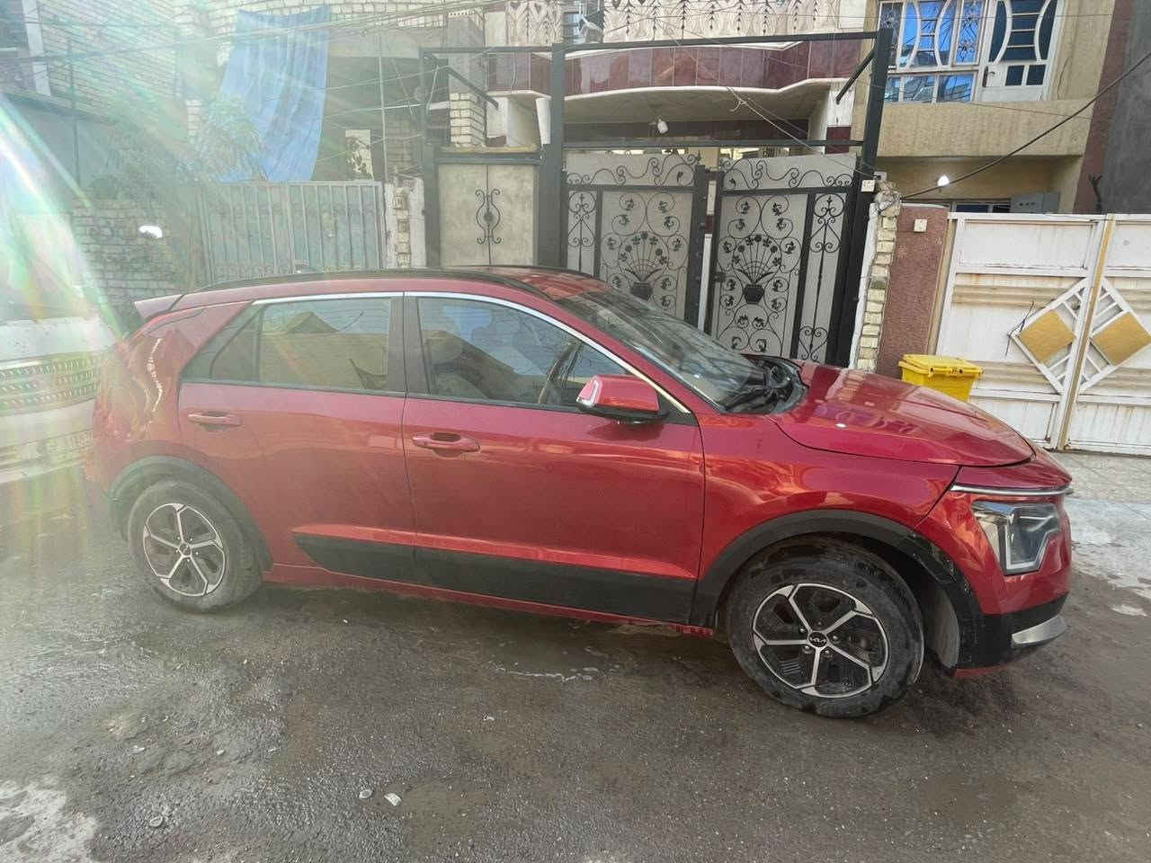 حادثها چاملغ وبنيد البنيد امبدل نفس اللون اصلي والچاملغ مصبوغ وبيها قطعة صغيرة بقب الجنطة ايضاً صبغ

ماشية 17الف كيلومتر السعر 125 وبيها مجال 

بيها نواقص بسيطة يجي يشوفها يقتنع بيها  *********** مكان بغداد الشعب
