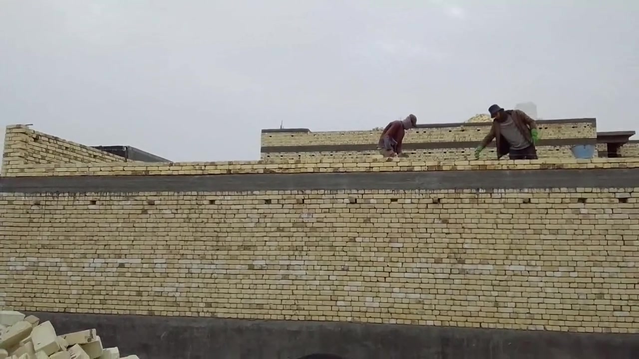 كادربناء ولبخ من السماوه اشتغل كافة مناطق البصره *********** شغل درجه اولى

