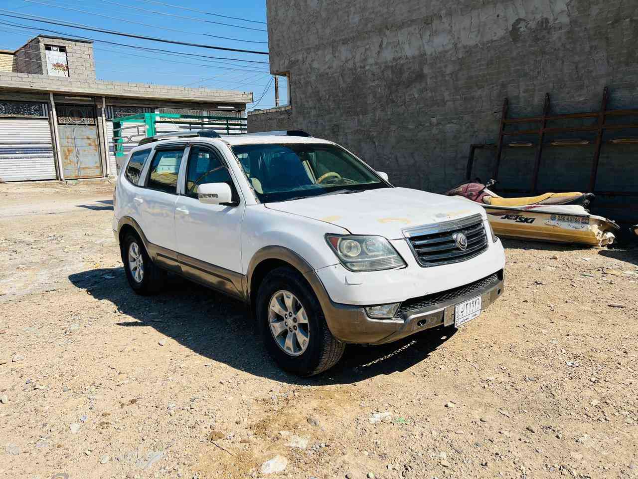 سلام عليكم للبيع كيه مهافي موديل 2013 رقم بغداد تحويل مباشر اخوان سياره بيهه جفيه خفيفه ومعمره بس تعمير مو حلو سياره كير ومحرك محور بطه 3000مكاني بغداد السعر 63//. استفسار ***********
