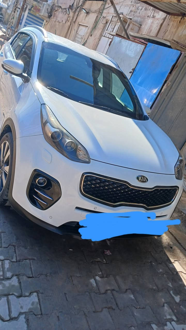 سبورتج خليجية موديل ١٧ماشيه٨٥ حقيقي رقم شمالي سنويه ٢٧سياره مكفوله السعر ١٩٠ وبيها مجال الشراي يتصل على الرقم *********** متواجد محافظة ميسان
