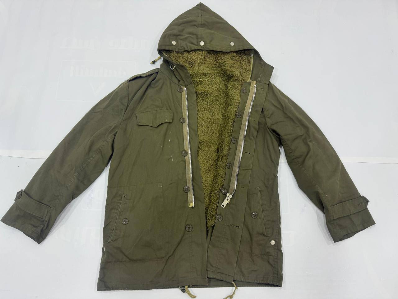 متوفر قمصل 2مع حربه عنوان كركوك  خدمه توصيل ما عندي اتصال على الرقم *********** اخوان اخوان اني مكلف بالنشر
