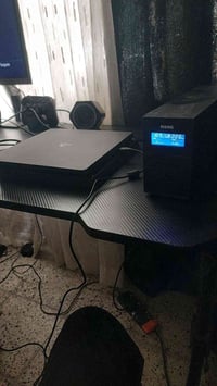 بلي ٤ سلم للبيع ٥٠٠ كيكه وبي ٥ حسابات وجويستك اصلي البلي مو باله من مك...