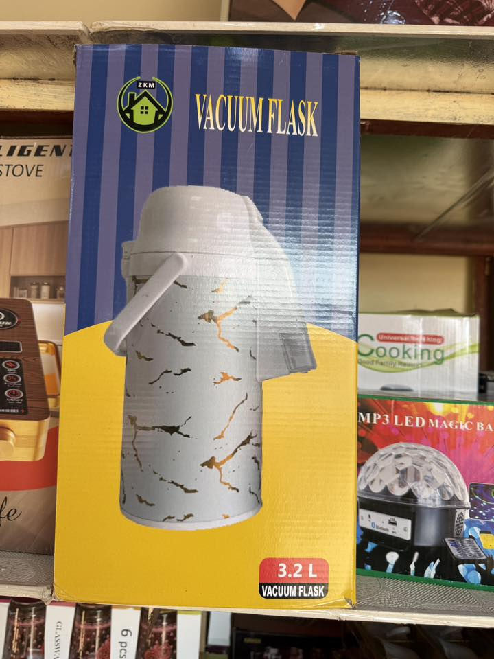 السلام عليكم ورحمة الله وبركات
#جديد #جديد🫰🏻
،  إلى زباءننا الكِرام، كل مايحتاجو المنزل متوفر 
*مكان المحل ناحيت الشوره بظهر انفوس  قرب صيدلية محمد الخلف🏥

📞***********
