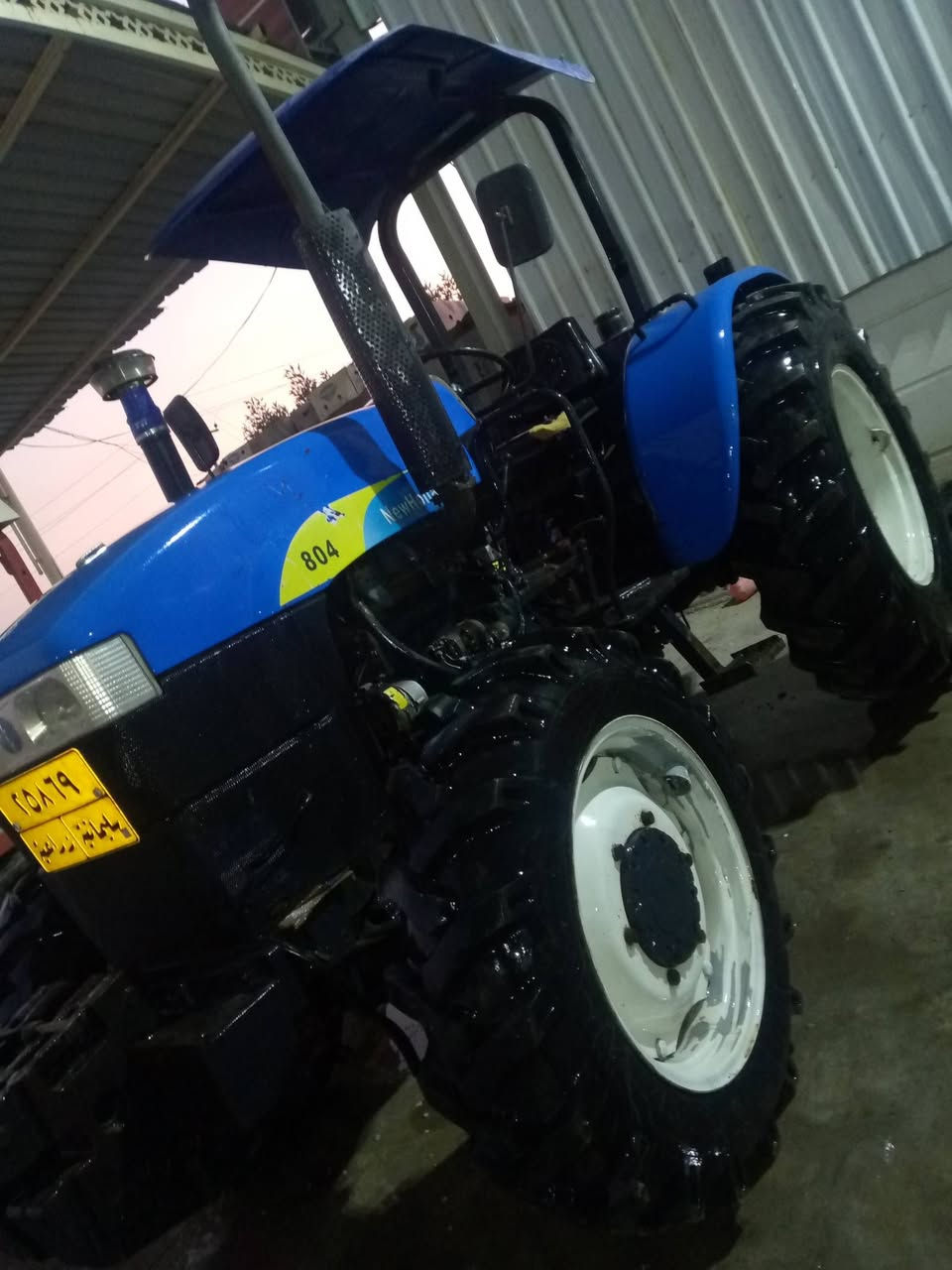 تركتر صيني موديل 2014 سنويه 2028 رقم سليمانيه كفاله عامه كير محرك اكسن رفع عازقه كلها شغاله كهربائيات فول مكان واسط الزبيديه السعر جدا مناسب للشراي ***********
