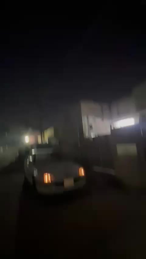 بيجو بارص 2013
رقم نكليزي بصره مكان لسياره بغداد الزعفرانيه 
سنويه جديده ب اسمي
مكينه فرنسي 2000 لاتنقيص ولا تبخير
بيها ضربه علا كد شبر بل باب خلف لسايق ما مصلحه
سعر (40وبيها مجال) متواجد خاص + واتساب ***********
