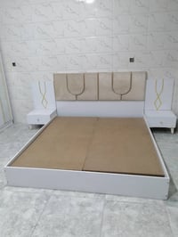 غرفة نوم • للبيع