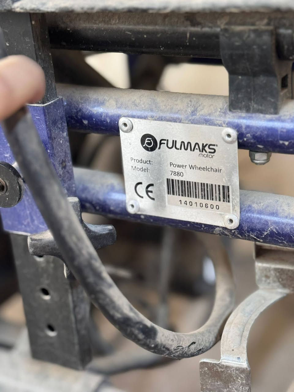 عربانه.  تركيه الباب الاول. مستعمل كلش قليل فقط بطاريه ما تشتغل لان متروكه
350 وبيه مجال للعلم سعره بالسوك من 7 إلى 8 اوراق
***********
