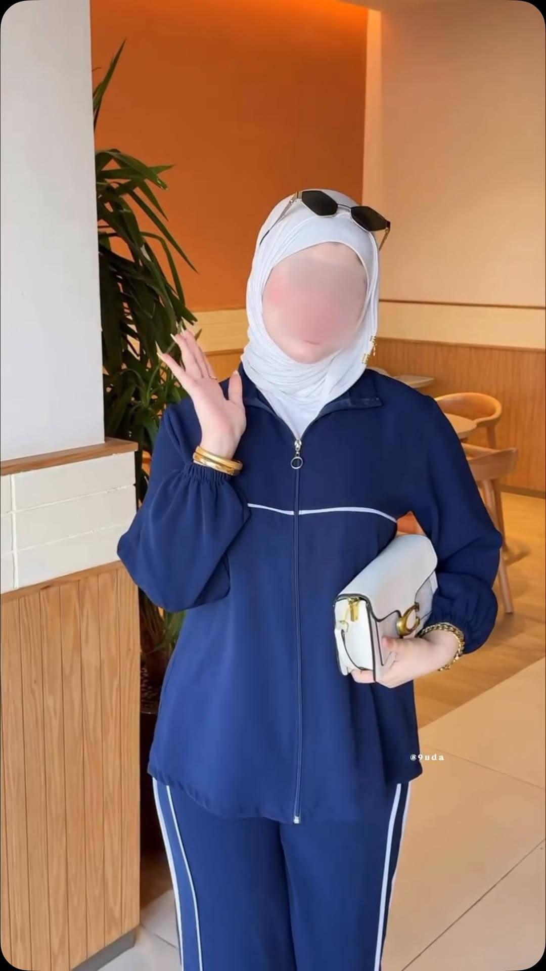 ⁨	احلى سوت سبورت  بل عالم 🤍 
كوالتي جدا جدا عالي 🔥🤫
خامه صيفيه بارده 
* الجمال والتفاصيل بهلقطع المميزة مينوصف حرفيا
حلوة
👇🏻 القطع عددها محدود كلش ف لحكوا عليهن

القياس36-38-40-42-44–46✨ 
يوجد توصيل بغداد 5
وجميع المحافظات 6⁩


**إذا كنت صاحب هذا الإعلان وتريد حذفه لأي سبب، رجاءا أرسل رسالة إلى الدعم الفني**