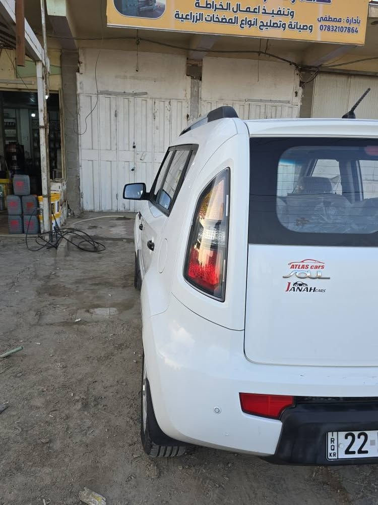 السلام عليكم
سيارة نوع (صول)
موديل ٢٠١١  وارد خليجي خصوصي
سيارة نضيفه بيها فقط (الجاملغ الأمامي) مصلح
السعر : ١٠٧ وبيها مجال قليل ديوانية, القادسية


**إذا كنت صاحب هذا الإعلان وتريد حذفه لأي سبب، رجاءا أرسل رسالة إلى الدعم الفني**