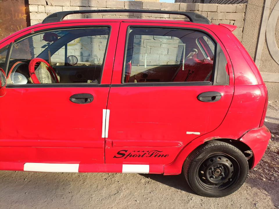 مشروع وطني رقم بغداد 
محرك جيد وتبريد ثلج 
كير اوتو + عادي 
شاشه وكاميرا خلفيه 
دوشمه جديده 
باتري جديد 
السعر 28وبيه مجال 
سيارة نظيفه مال ابنيه 
العنوان /الناصريه /مركز
الرقم ***********
