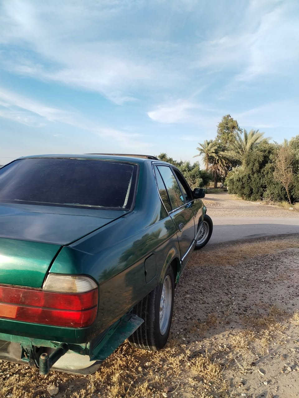 سلام عليكم 735 للبيع  موديل 90   فول مواصفات السياره كير مكينه اكسل مكفولات كشانه كهرباء جام كهرباء فتحه شغاله كهربائيات سياره كلها شغاله عليها ادامه المنضومه المي وتر بم جديد ولف حماوه جديد جوينات جدد راديتر جديده 3 سروات غرفه جلد جديده مكينه 30 رقم بغداد شرط التحويل سياره مكفوله من الحادث وضربه السعر 55 بيه مجال  مكان السياره صلاح الدين تكريت ***********
