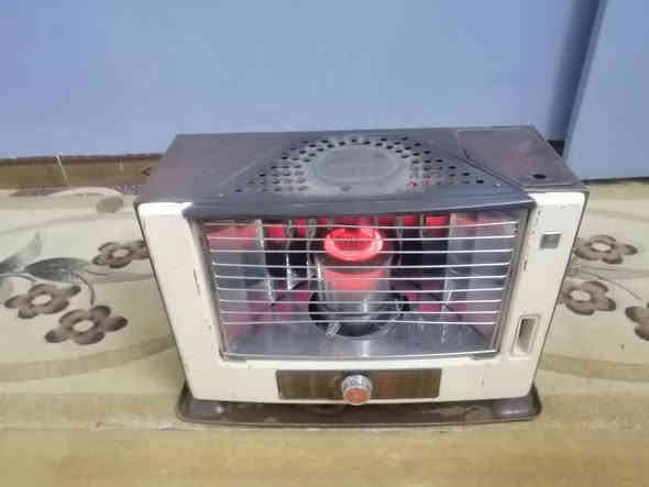 السلا عليكم اخوان صوبه عشتار للبيع اي عيب مابيه بشرط لا طلع هيس ولا غاز اي عيب مابيه بشرط السعر ٥٥ الشراي يجي خاص او يتصل ***********
