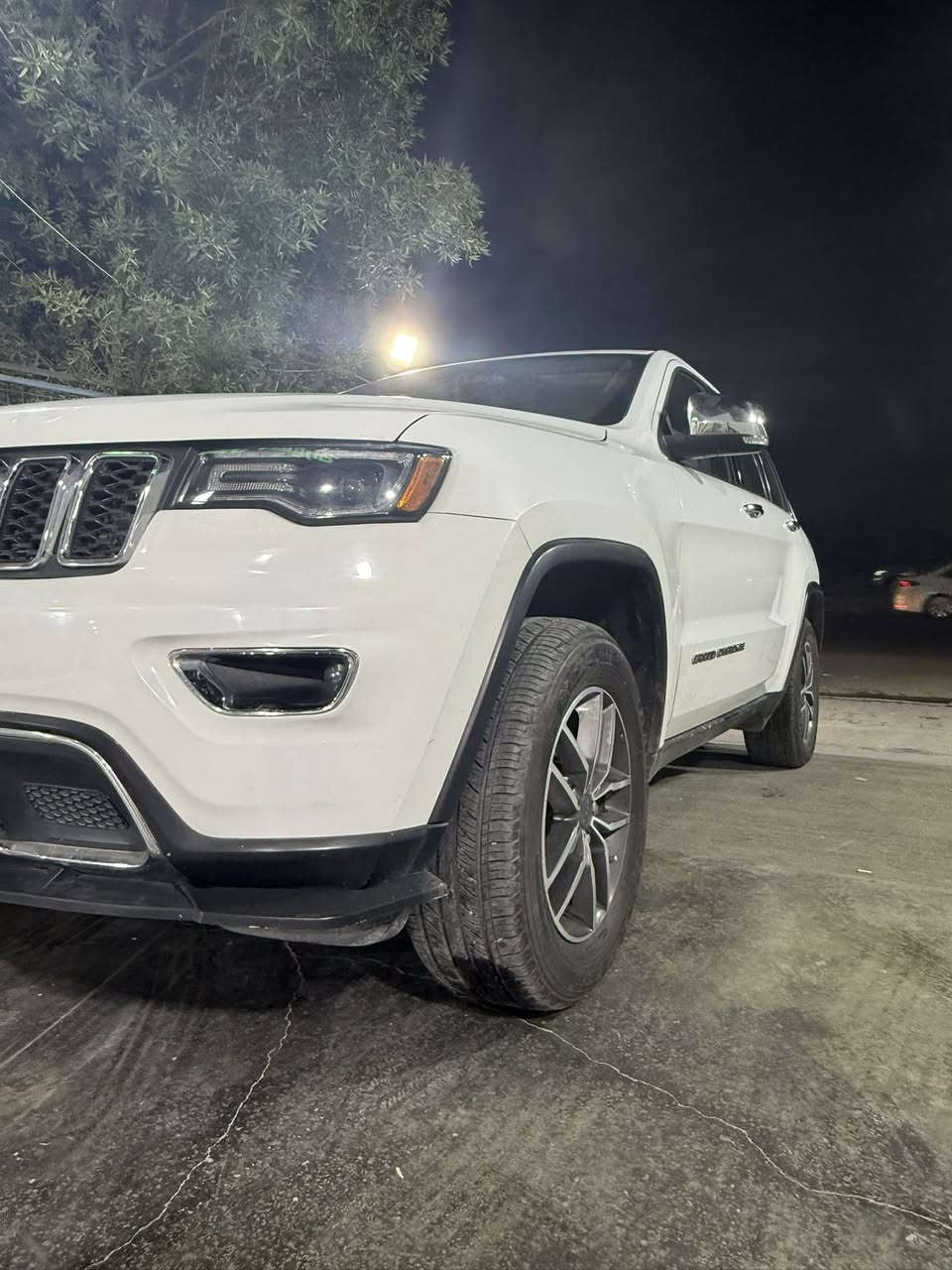 يالله سلام عليكم جيب لمتد فول الفول عده رادار امامي دواخل لونين السياره كلش جديده او احله منل صور بهوايي نضيفه كلش للاستفسار اكثر تصل ***********
